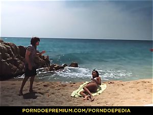 PORNDOE PEDIA stellar ebony babe beach romp tutorial